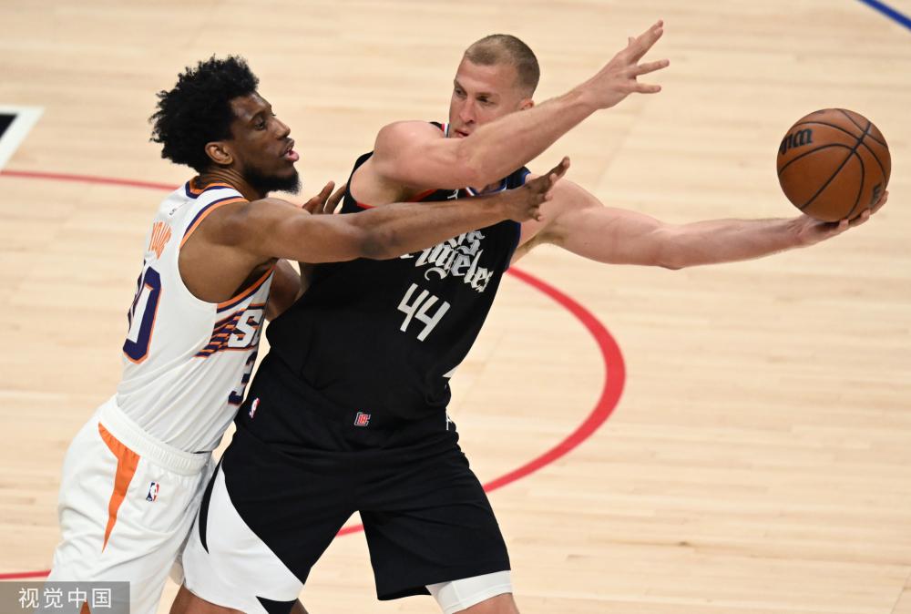 中显得犹豫 中显得犹豫