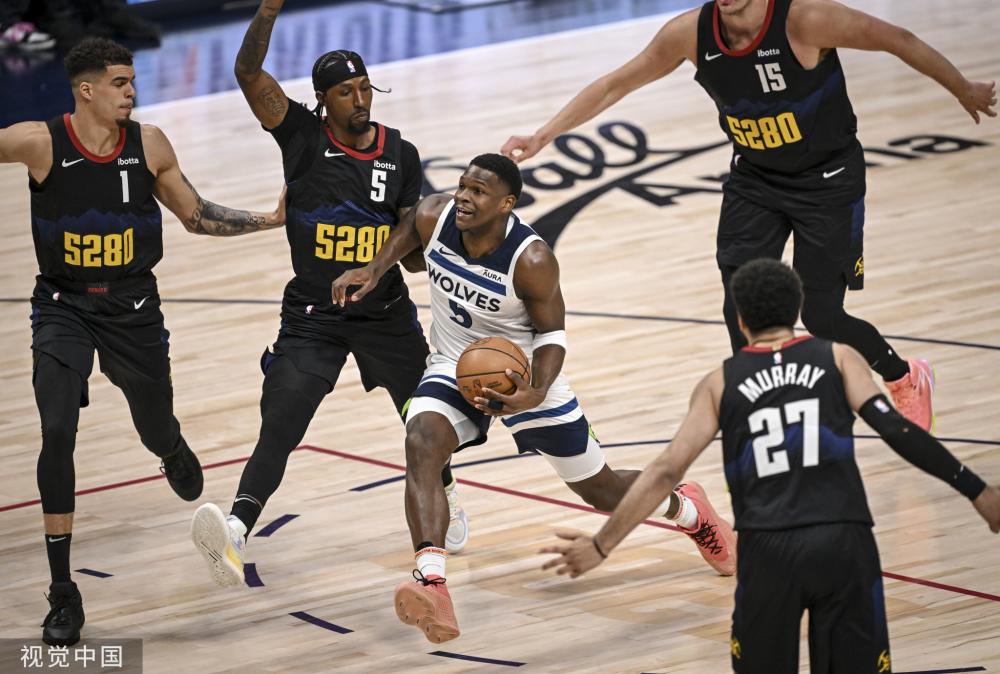 发生直接冲 发生直接冲